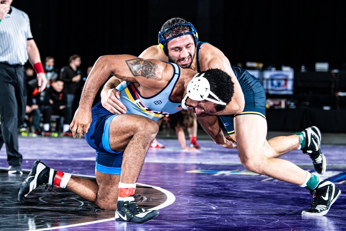 umichwrestling's tweet photo. True Grit. 👏 @mylesamine #MatmenOpen

📸: @SJanickiPhoto https://t.co/LHS00yEIvt
