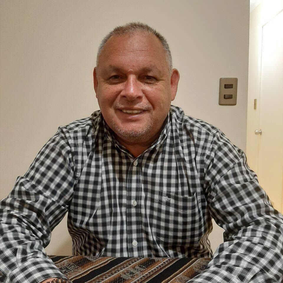 illapu's tweet photo. #MundacaNoEstaSolo
Todo nuestro apoyo y solidaridad para nuestro querido compañero Rodrigo Mundaca, un gran luchador social y defensor de las Aguas!!!
No permitirnos la censura a quienes defienden los derechos del pueblo!!!
@rmunda @modatima_cl https://t.co/pyTxR21z3U