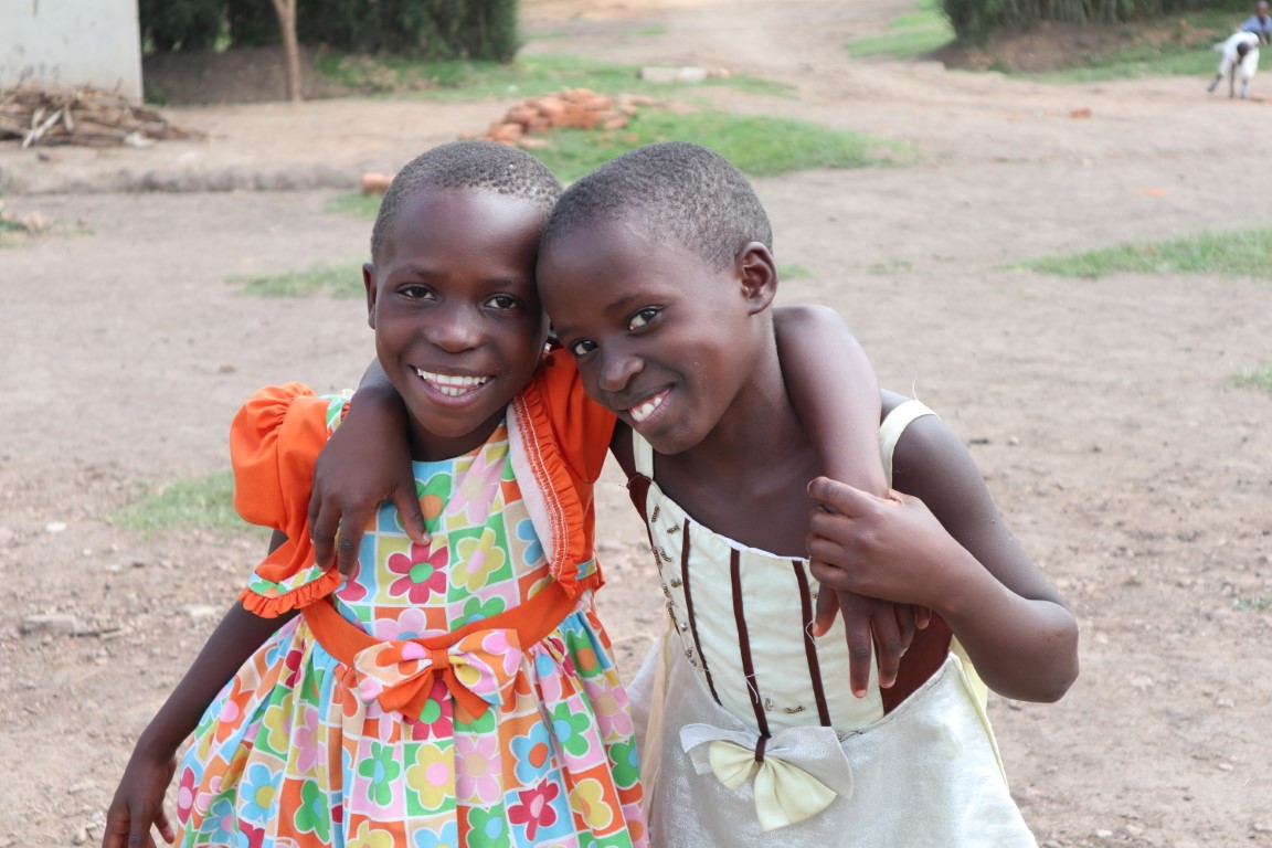 ChildCareInt's tweet image. 2021 is closing quickly. Give online by midnight December 31st to receive a 2021 tax receipt for your donation! Happy New Year! 
childcareinternational.ca/gift-catalogue/