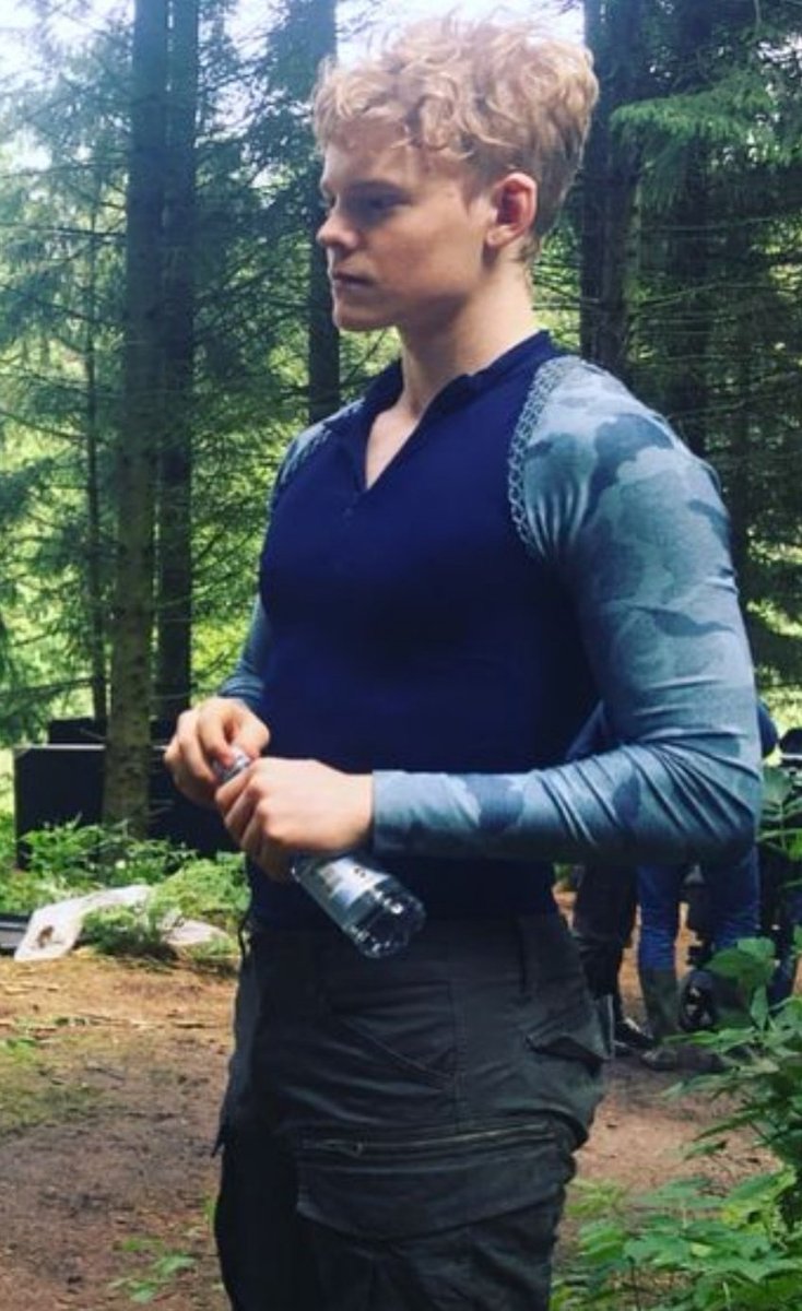 ⠀⠀

⠀⠀ ⠀🧍‍♂️.

⠀⠀