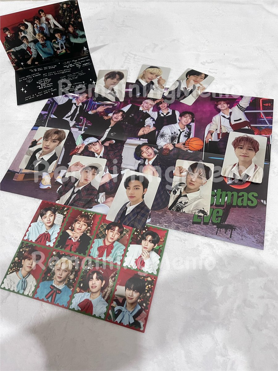 RemainingMemo's tweet photo. สวัสดีปีใหม่ 2022 นะคะ STAY 🌟🎁😍

เรามาแจก 1 SET ตามภาพค่ะ 
กติกา รี+เป็นสเตย์(อยู่ไทย) นะคะ😊😊
(แต่ถ้าใครใจดี อวยพรปีให้ให้ Stray Kids กันค่ะ)
ขอให้เป็นปีที่ดีของทุกคนค่ะ❤️❤️ #มัมเจี๊ยบแจกของ #StrayKids https://t.co/CXW5IEa88I