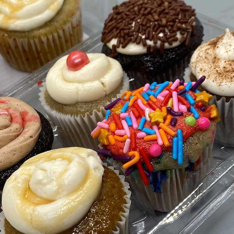 PasadenaClub's tweet photo. DIFFERENT EDIBLES TO CHOOSE FROM!#EDIBLETHURSDAY https://t.co/SEpMNQqsbv