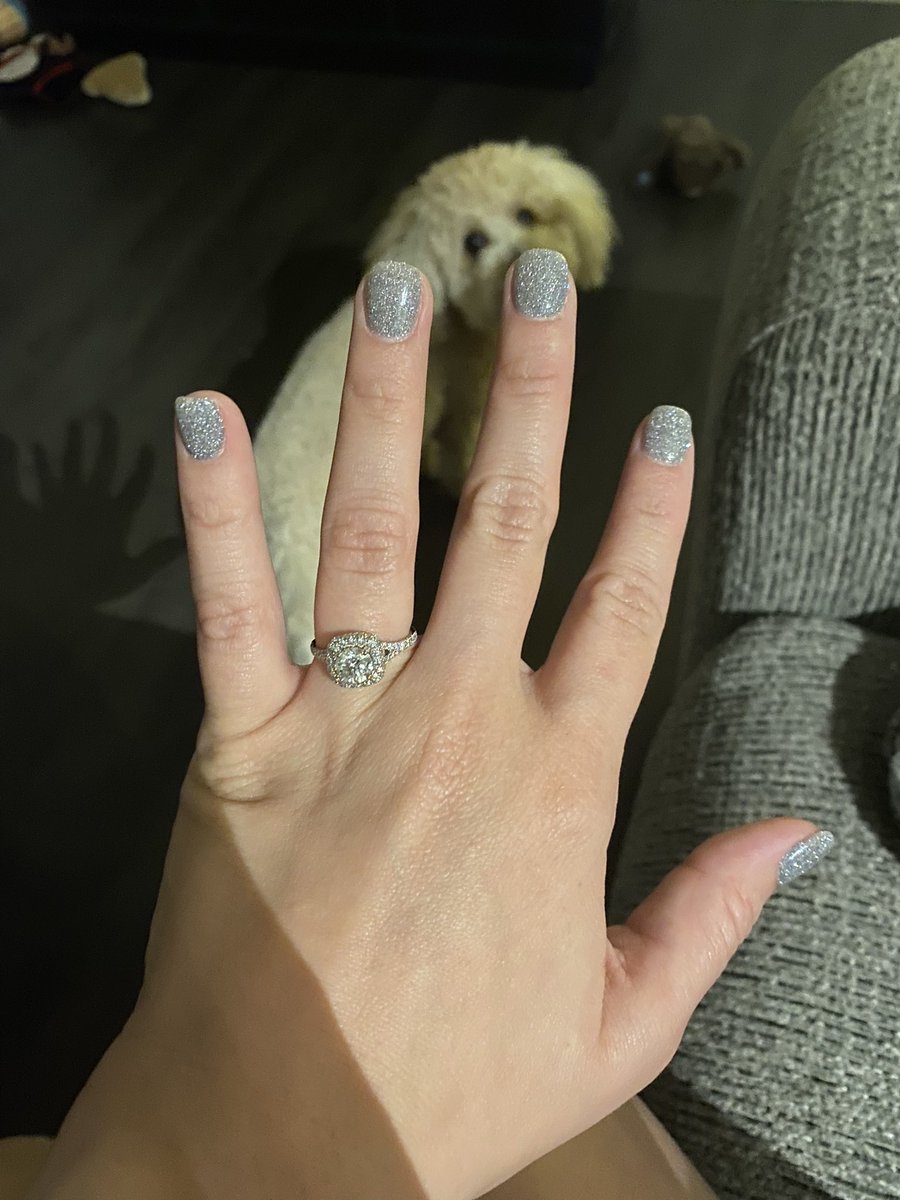 EricaCoker7's tweet photo. 2 year anniversary=upgrade to fiancé 🥰 https://t.co/sxhvfns0w4