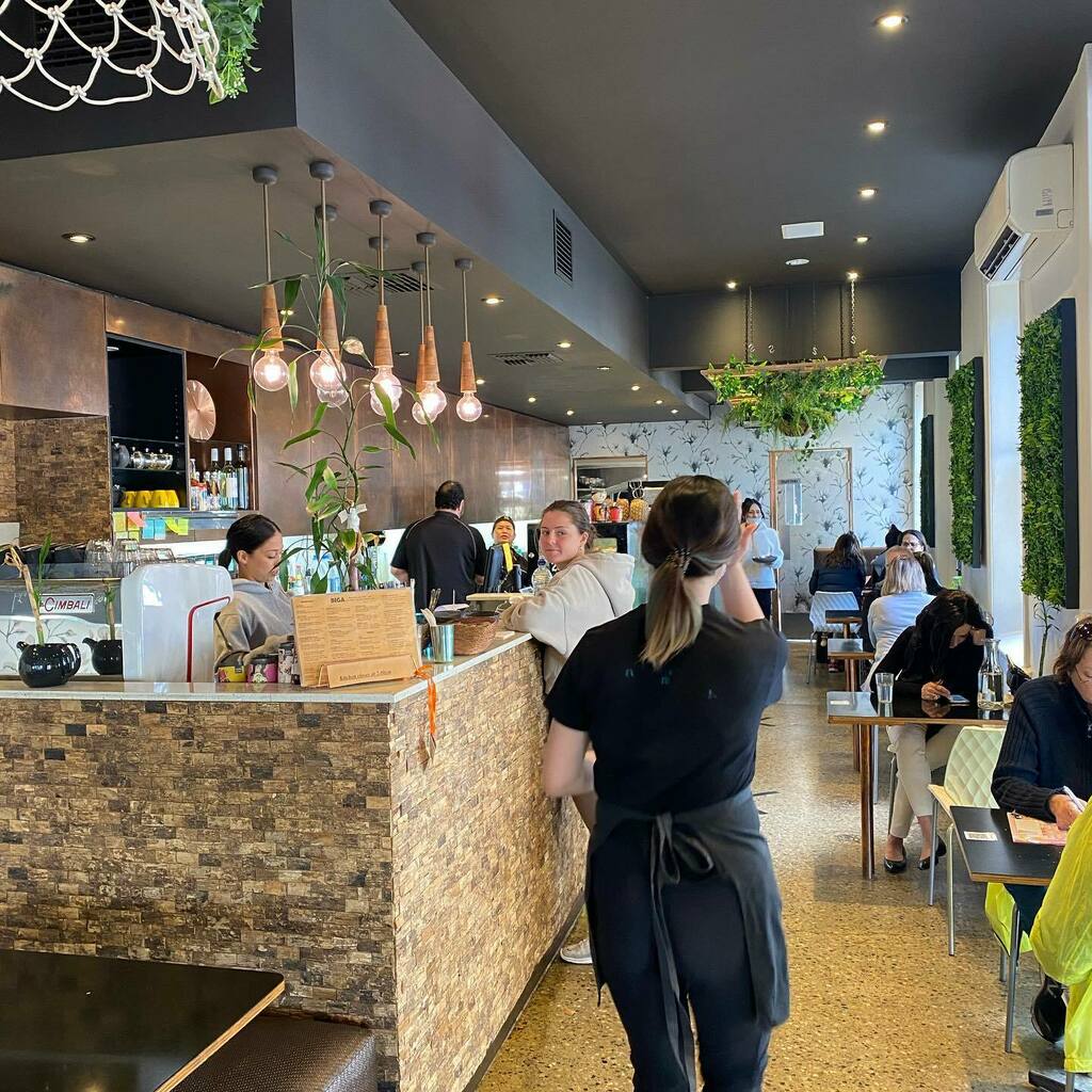 BigaCafe's tweet photo. We are open tomorrow and cannot wait to get the new year started with a bang!

We will be closing on Monday the 3rd of January as it is a public holiday, but we hope to see you Tuesday morning! https://t.co/WFo0H761N4 https://t.co/Mv2NpJbzdL