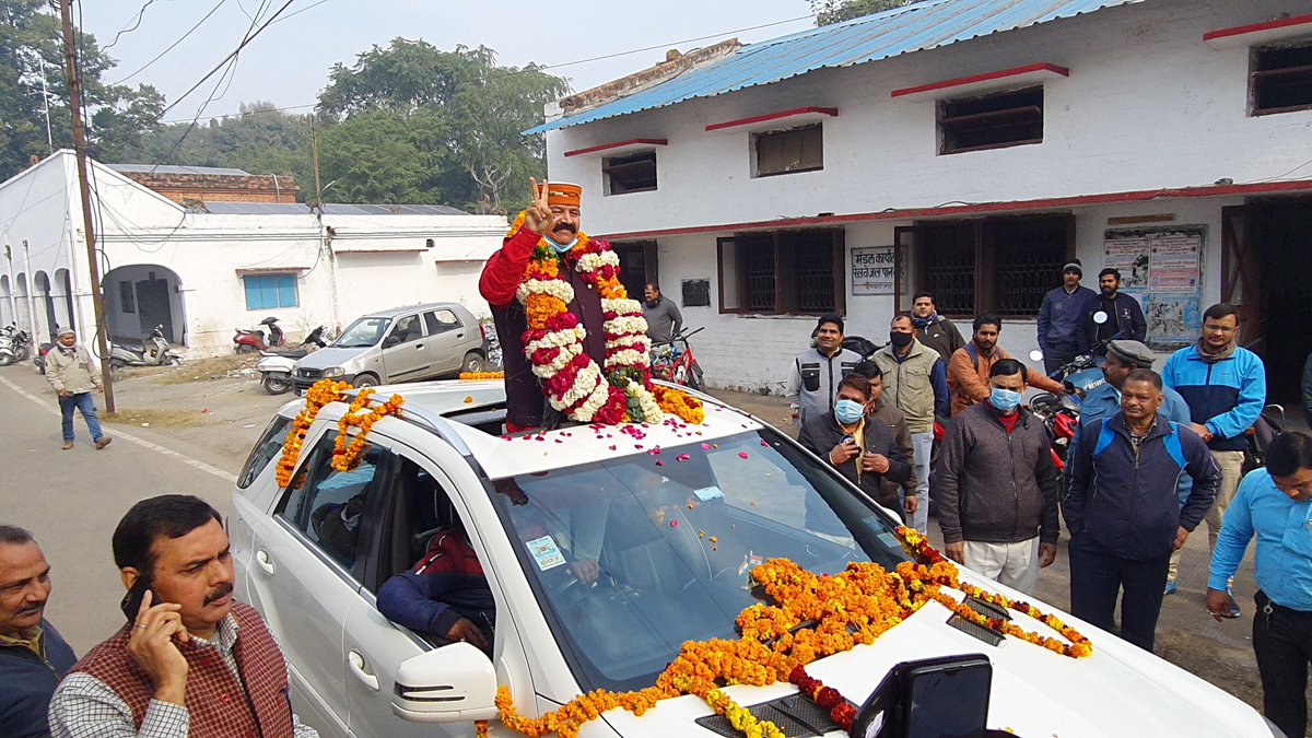 कामरेड श्री बसंत चतुर्वेदी जी को पुनः आठवें केन्द्रीय अध्यक्ष बनाये जाने पर हार्दिक बधाई। 
<a href="/basantchaturve9/">Basant Chaturvedi</a>