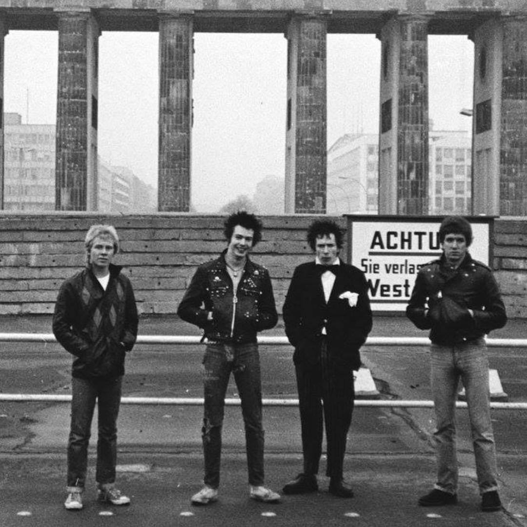 Schnitzel63's tweet photo. Sex Pistols  , at the Brandenburger Tor , West Berlin , in the 70's https://t.co/XPKKs07pb7