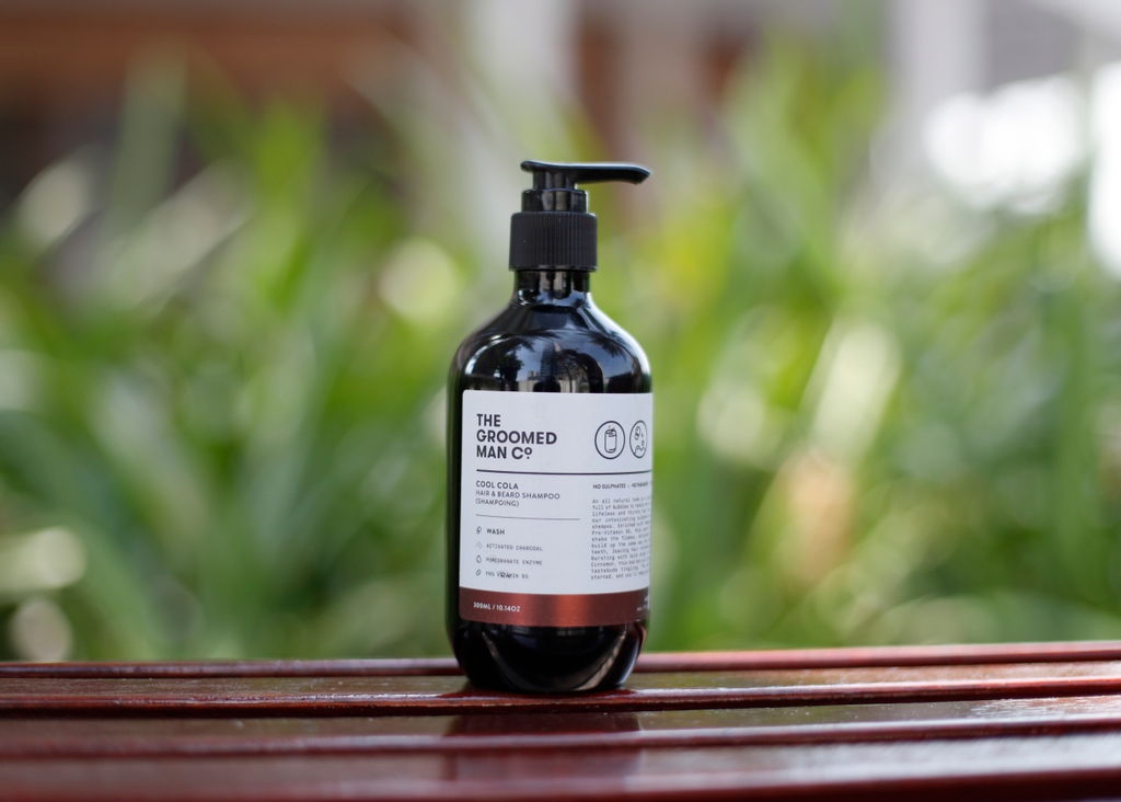 Weekend grooming essentials. What's on your counter?

edgar.ae/brands/groomed…

#thegroomedman #beardessentials #haircare
#mensgrooming #barber #barberlife #beard #barberworld #menshaircut #barberlove #barbering #menshairstyle #barbergang #menscut #edgar #edgarmiddleeast