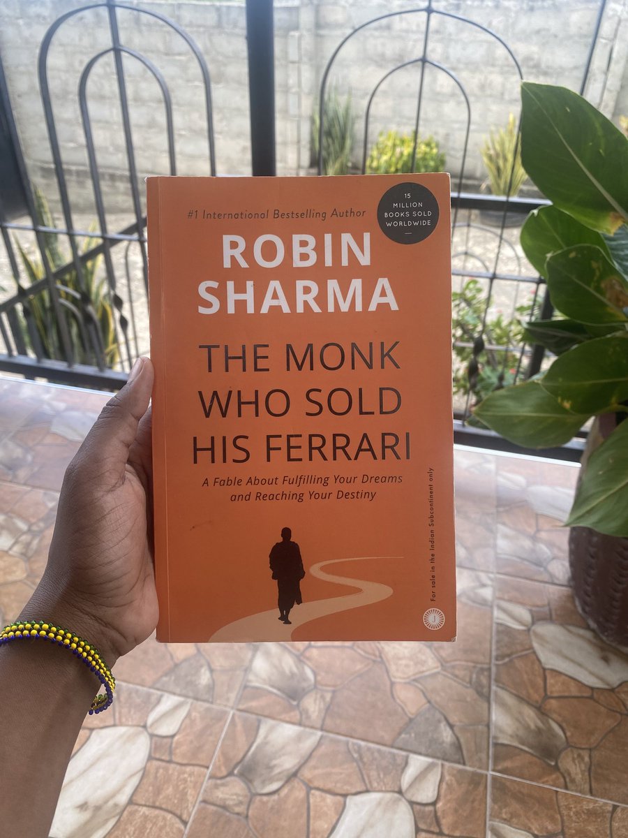 kalage_jr's tweet photo. Naombeni mniwezeshe kupata kitabu hichi "THE MONK WHO SOLD HIS FERRARI" kwa kunipa retweets zenu kwenye tweet hii

Natanguliza shukrani!🙏💪 https://t.co/GtDfY2pVDt