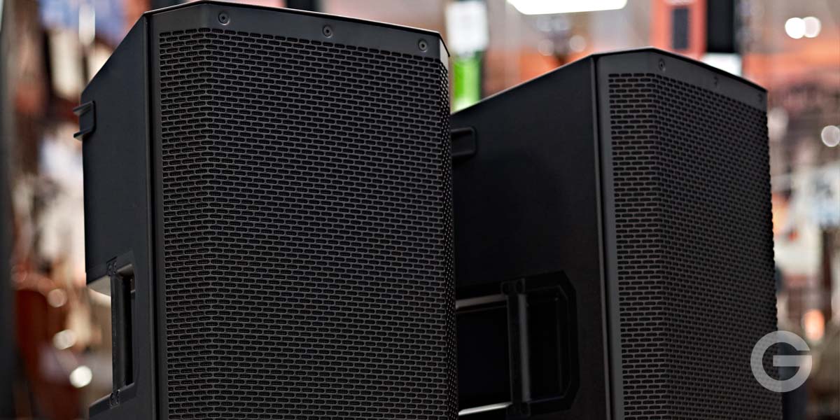 gear4music's tweet photo. Win a pair of Electro-Voice ZLX-12BT active speakers 👇

New year, new speakers! 
We've teamed up with Electro-Voice to make sure your 2022 gets off to the right start. 

To enter:
Like 👍
Retweet 👭
Comment your favourite pre-gig song 🎧

Check them out👉 https://t.co/LvhX2AiEZR https://t.co/JRlgoVmN5E