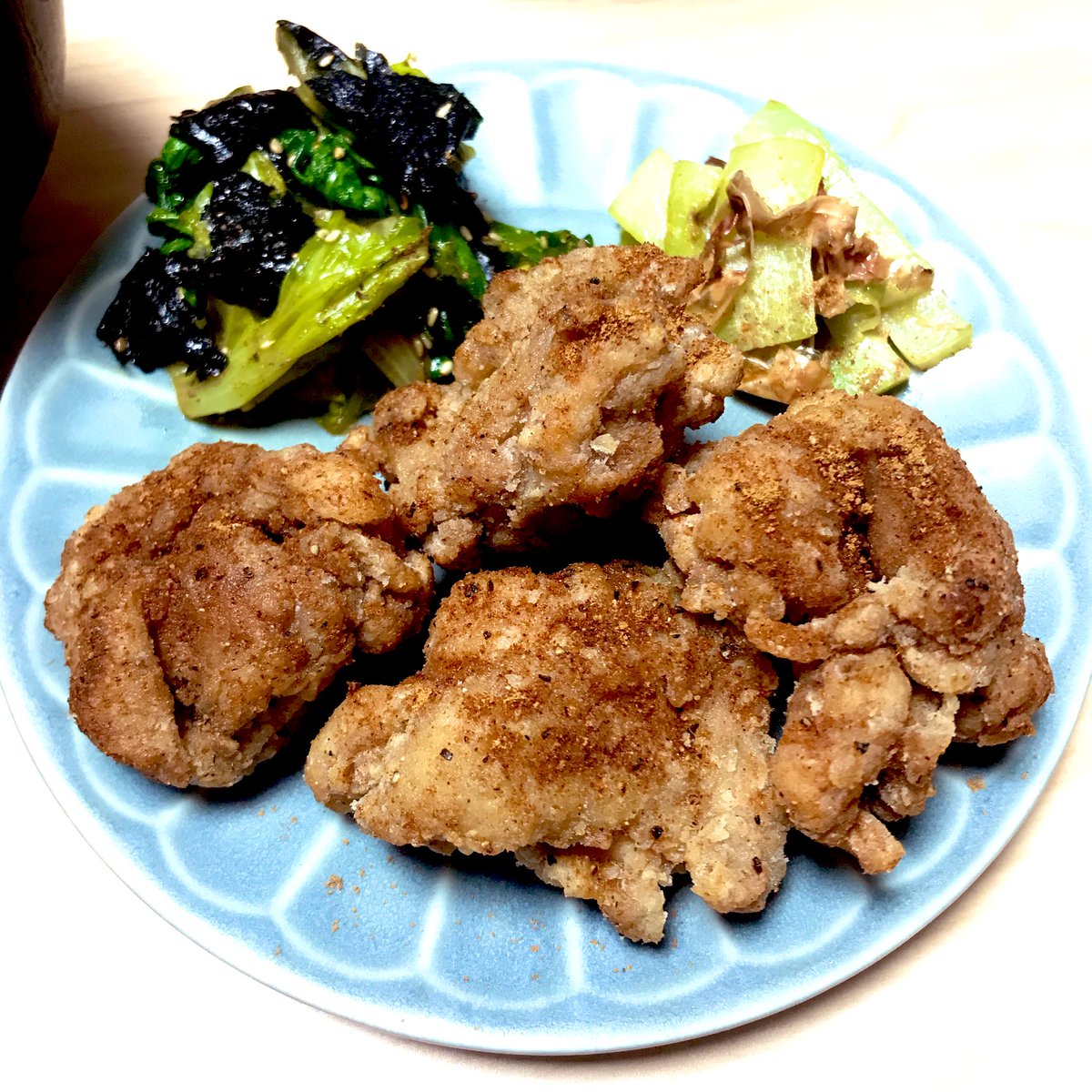 1ttyb1tty43's tweet photo. これ美味しい〜！！ハイボールにぴったり(人ﾟ∀ﾟ*)
＃旦那飯 ＃城二郎 ＃スパイシー唐揚げ https://t.co/6sZlLVIKJc