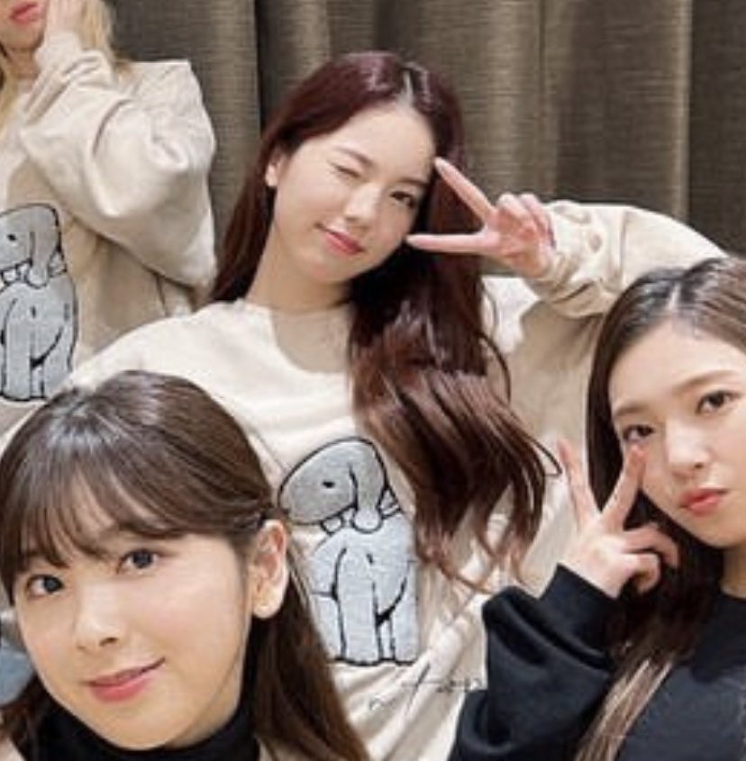 NiziU_tyan's tweet photo. 彩花ギャルい

#NiziU #アヤカ #新井彩花 #AYAKA
#큐리에이트 #Qreate #Jun_K #니쥬 https://t.co/XG6INz5elh