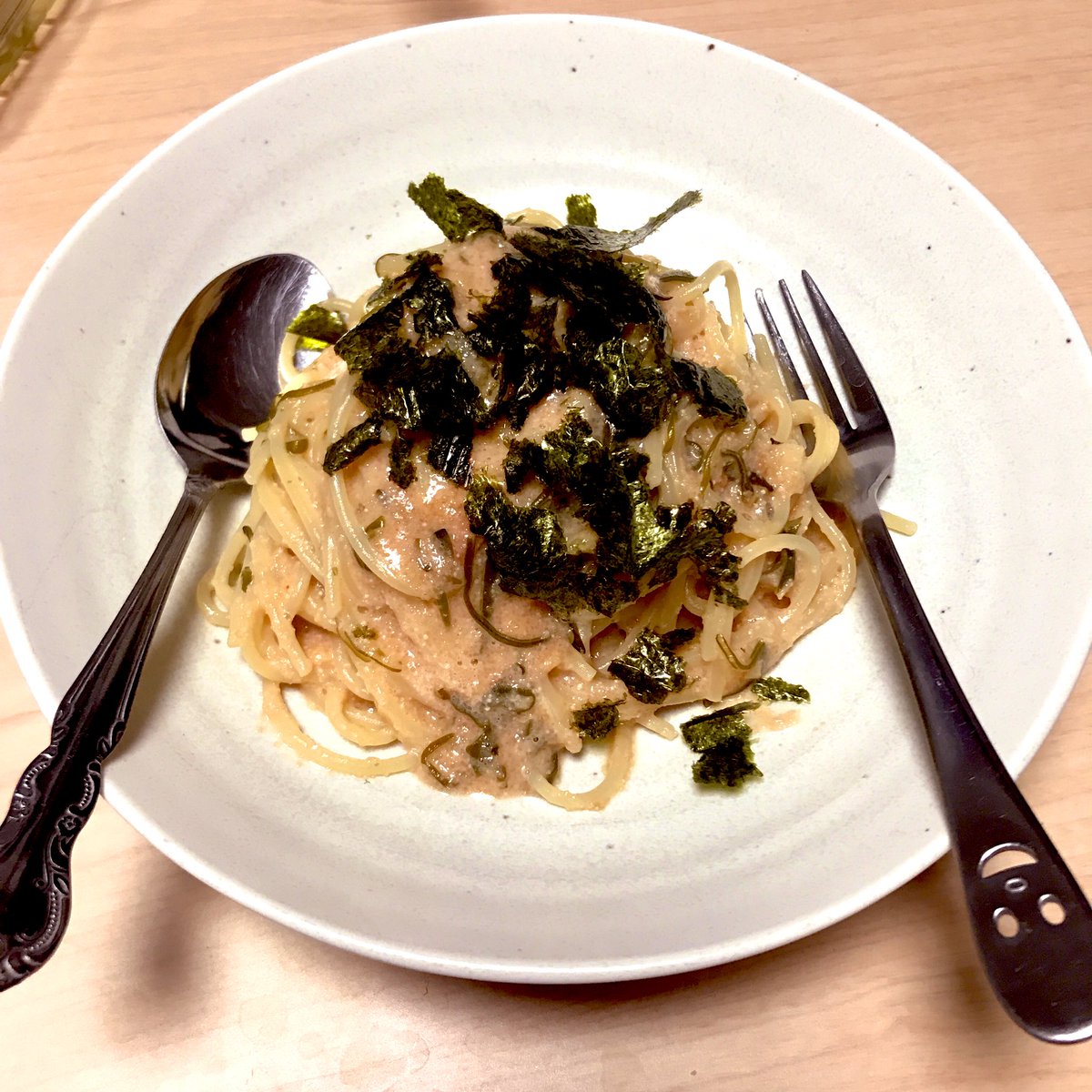1ttyb1tty43's tweet photo. 今まで食べた明太子パスタの中で一番美味しかった✨めか��も合う〜♡
＃旦那飯 ＃城二郎 ＃明太子パスタ https://t.co/zmSgGtoysL