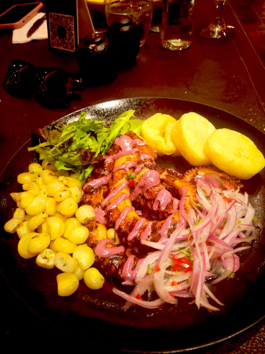 RodriguezAdaros's tweet photo. Hoy estuve en el Restaurante Kechua, en #Borderio y permítanme recomendarlo! 
Una cocina espectacular y con unos tragos y carta de vinos de lujo! https://t.co/APvMGfUjFl
