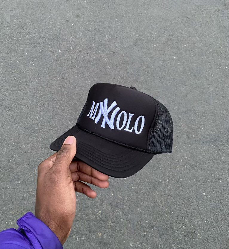 Mynolo Midnight hat dropping at Midnight 🌚