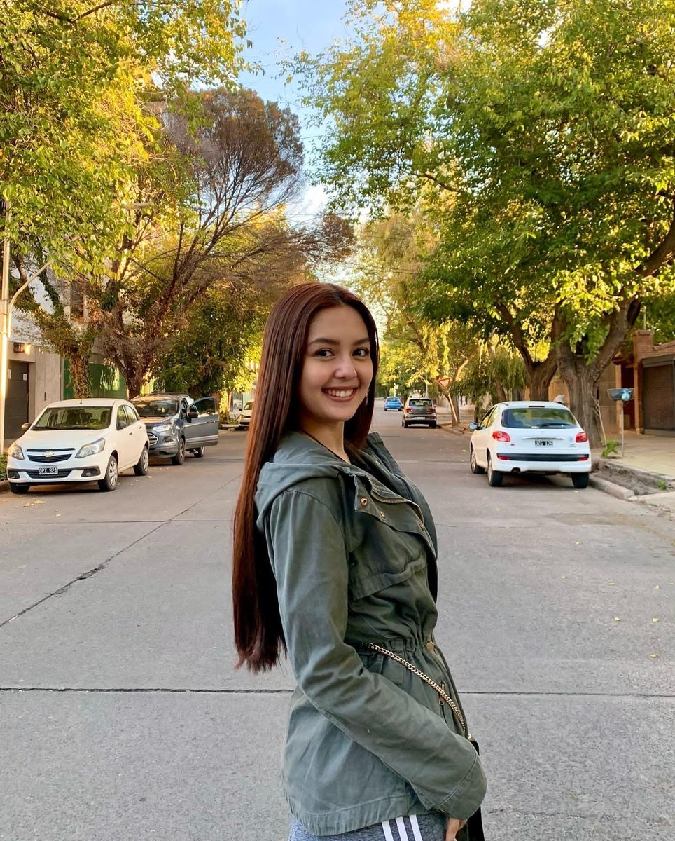 ChakapusoPH's tweet photo. Kabog talaga mga talents ng Star Magic anez? Going global talaga target ni LMD ee naloka ako magiging kpop idol na pala si Shantal Videla na kabatch nila Donny at Tony Labrusca. She's currently training to be a kpop idol under LMD Entertainment. 

❤💚💙 https://t.co/HO1L4BRW73