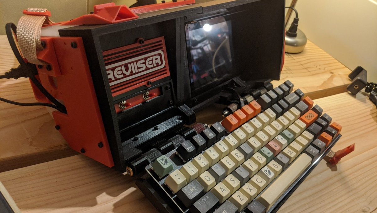 HoetsPaul's tweet photo. Hey! @RealSexyCyborg! When are you going to relaunch your siege on the North-American-White-dude cyberdeck山寨? It needs to be subverted. Way too much big deck energy. You could start a cyberdeck renaissance. You have the technology and the megapixels. Just saying... https://t.co/bJIOW5MCKw