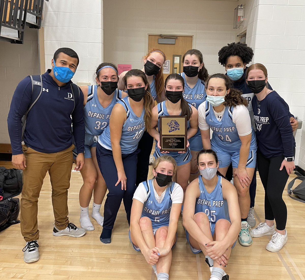 DePaul Prep WBB tweet media