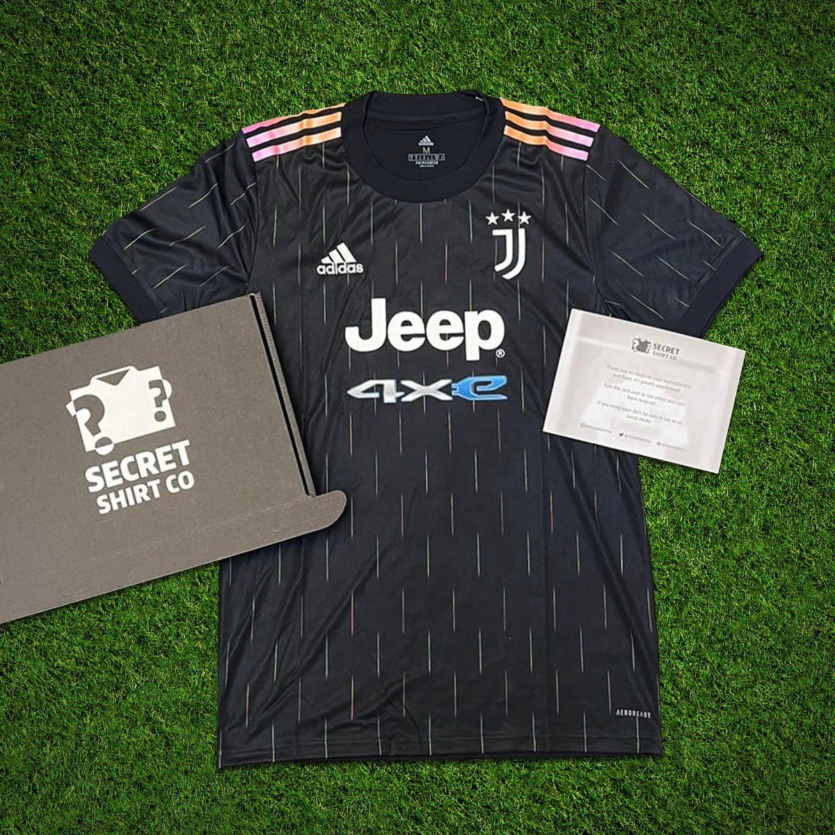 secretshirtco's tweet photo. Secret Shirt Co New Years Eve Giveaway. 5/24. 

To enter 👇

🔄 Retweet this tweet
🤝 Follow us

Winner will be announced at 4.55AM, Good luck! 💥 https://t.co/WUxw07vj2e