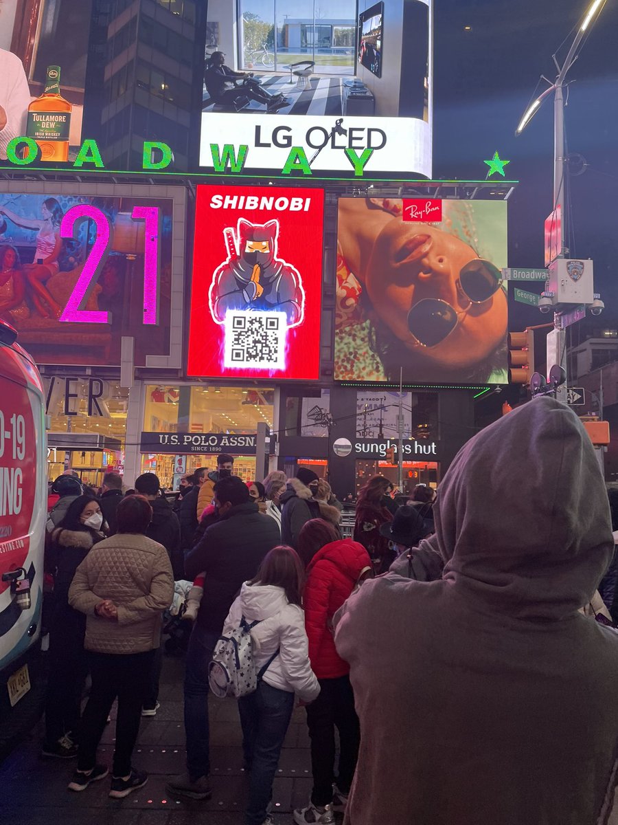 Shib_nobi's tweet image. 🥷🏙🥷 #NYC One of many $Shinja billboards currently showing in Times Square‼️ #Shibnobi 

Post your pictures and Tag us @Shib_nobi 🦾

#ShinjaSeason #NewYear2022 #SHIBNOBITOTHEMOON #ShinjaIsTheNext10000X #Shinja #ShibnobiClan  #NYE