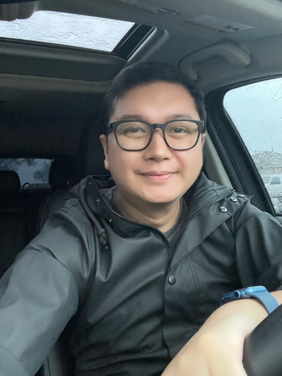 rallyvargas's tweet photo. Good things come to those who wait. Just so, when you feel like giving up, victory is within reach. May your faith in God grow stronger this year. Happy New Year. Happy 2022.
https://t.co/SCymmRC9d3
#PapaGio #NewYearsEve2022 #NewYear2022 https://t.co/jqqDolYVDc