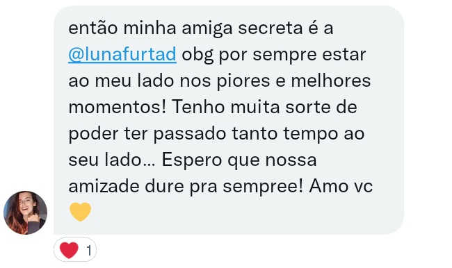 lunafurtad's tweet photo. Quem me pagou no amigo secreto foi a minha querida amiga e parceira de vida Gabi! Como eu amo ela, obrigada pelo presente especial e por todo o carinho de sempre! Te amo amiga, tenha um ano abençoado! ❤️💫 https://t.co/jsrESSN1vO