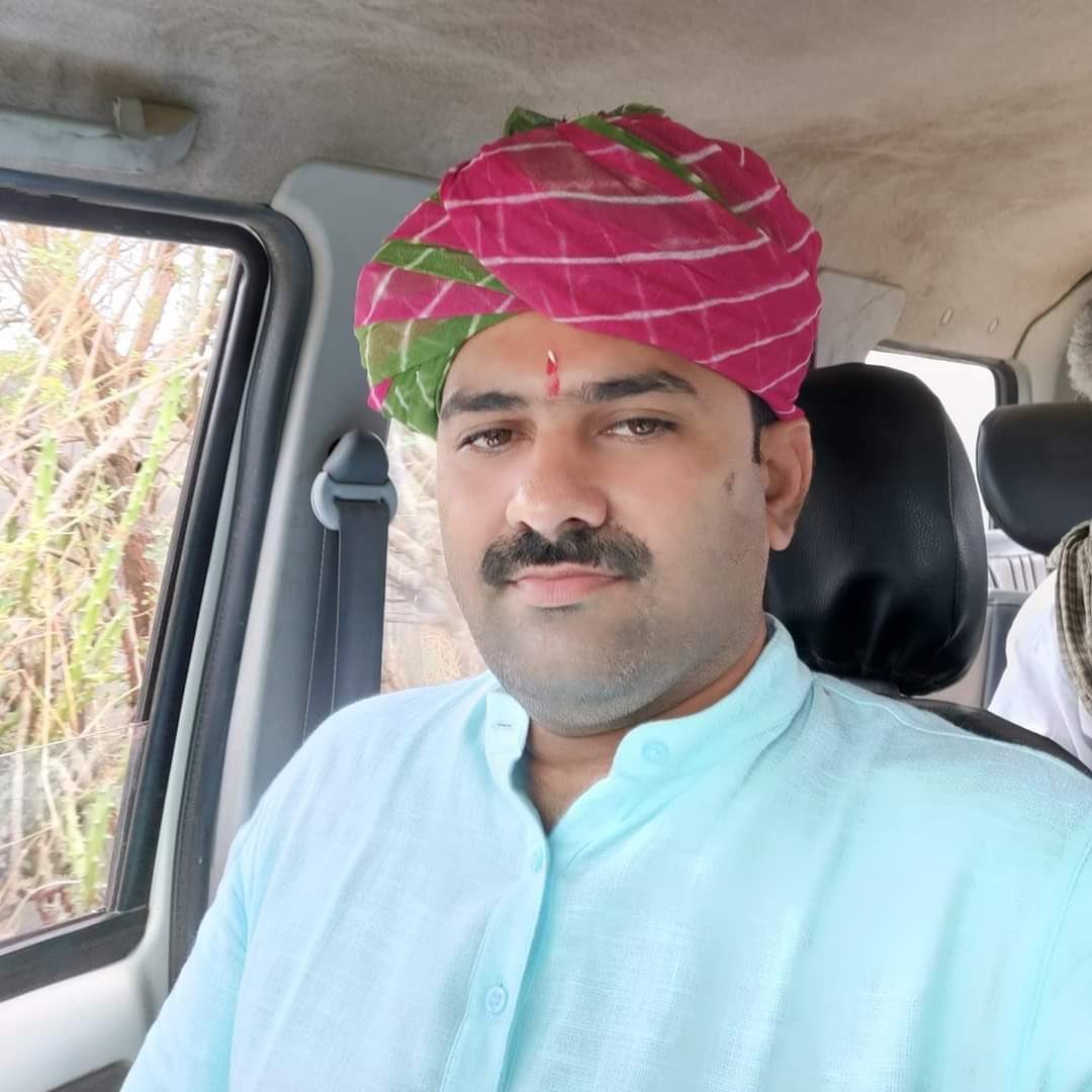 આભાર
ગુલાબસિંહ રાજપુત
સતત 4 વર્ષથી વધારે તમે
ગુજરાત યુવક કોંગ્રેસ ના પ્રમુખ પદે રહીને
ગુજરાત યુવક કૉંગ્રેસ અને
ગુજરાત કૉંગ્રેસ ને મજબૂત બનાવી
તે બદલ આપનો ખુબ ખુબ આભાર...
 <a href="/GulabsinhRajput/">Gulabsinh Rajput</a> <a href="/IG_Gohil_/">Dr. Indravijaysinh Gohil</a> <a href="/Mahipalsinh_INC/">Dr Mahipalsinh Gadhavi</a> <a href="/jagdishthakormp/">Jagdish Thakor</a>