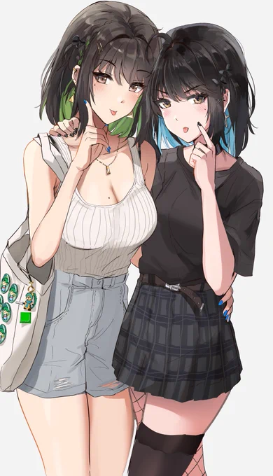 I made my OC Miru this year and I'm happy so say she's one of the best things I've made this year! Thanks everyone just for interacting with me and being here this year.💚💚 