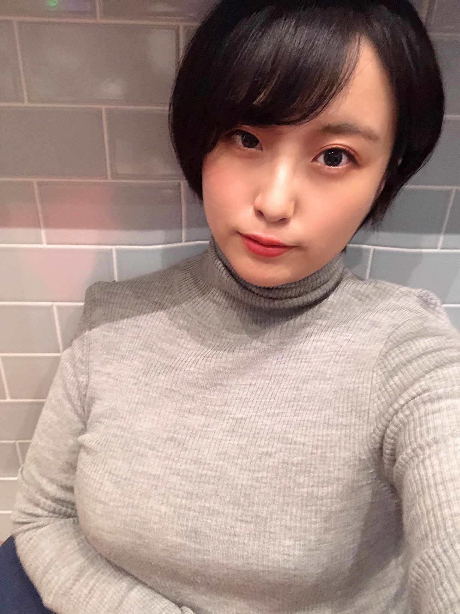 夏目ひかり on X: 2021年1231中にフォロワー4800 達成したいです。 夏目ひかりと申します。  普段は麻雀のフリーの成績、甥への愛を呟いてます。 ハマってるのはハイボールにBTS♡♡ ハイボールにあうおすすめのおつまみ教えてください！  私のおすすめはもんじゃです ...