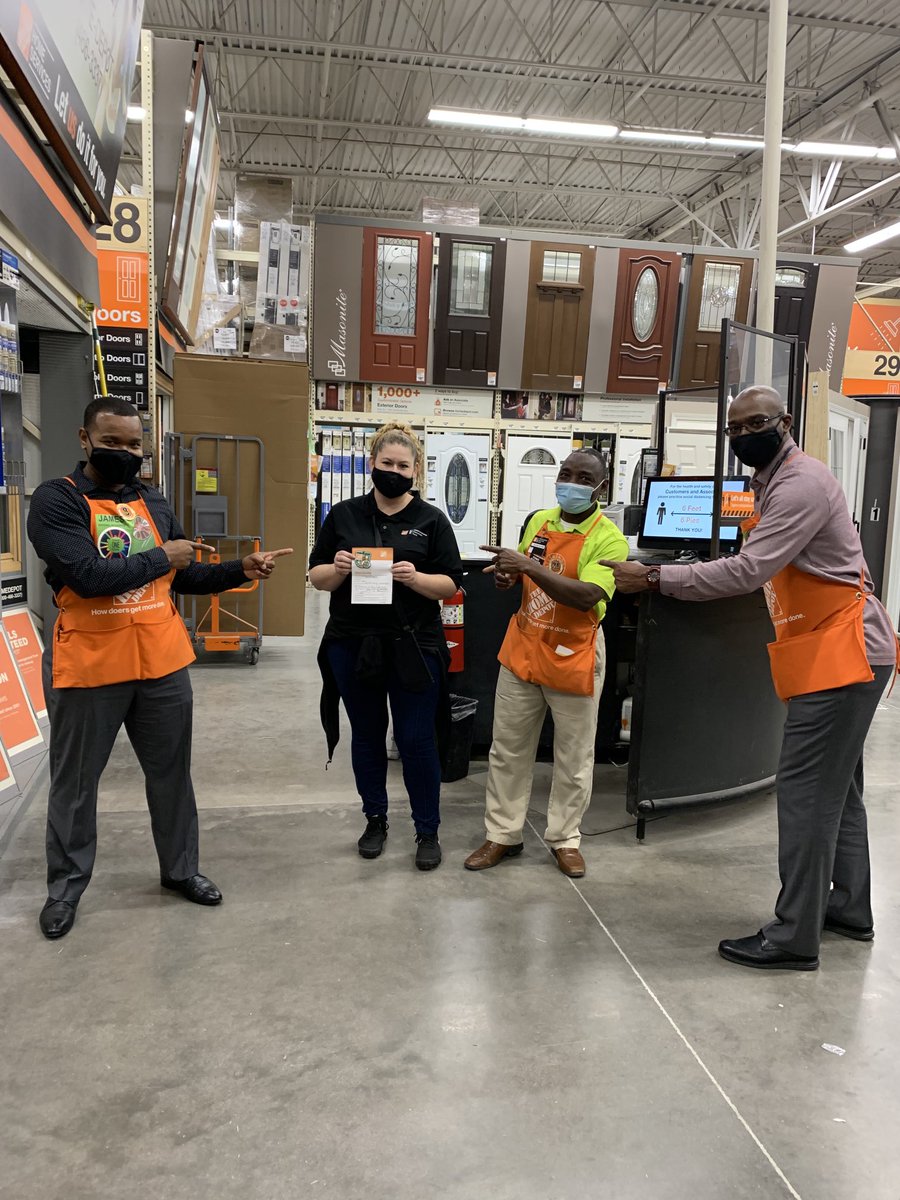 NyntcheO's tweet photo. Thank you RHRD ⁦@FougereJames⁩ and DHRM Van for your recent visit to Triple Nickel and all the recognitions to our team. We are grateful for your leadership!! ⁦@LewisHom⁩ @jasminem772 ⁦⁩  ⁦@camithomp⁩ ⁦@Jason_HD_0555⁩ @specialtyasm552 @alison0555 https://t.co/8taKaCq7iy