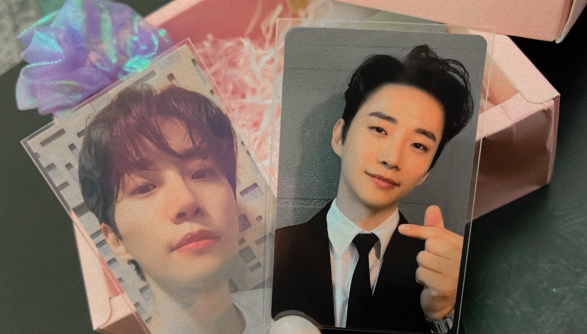 archivenuneo's tweet image. got mine already 🥰🥰 thank you bestie @ChannieBanana for your good services and secure packaging! and a lots of freebies too hehe ❤️love it smmm and i’m beyond happy to get @dlwnsghek ’s forehead pc &amp;lt;333