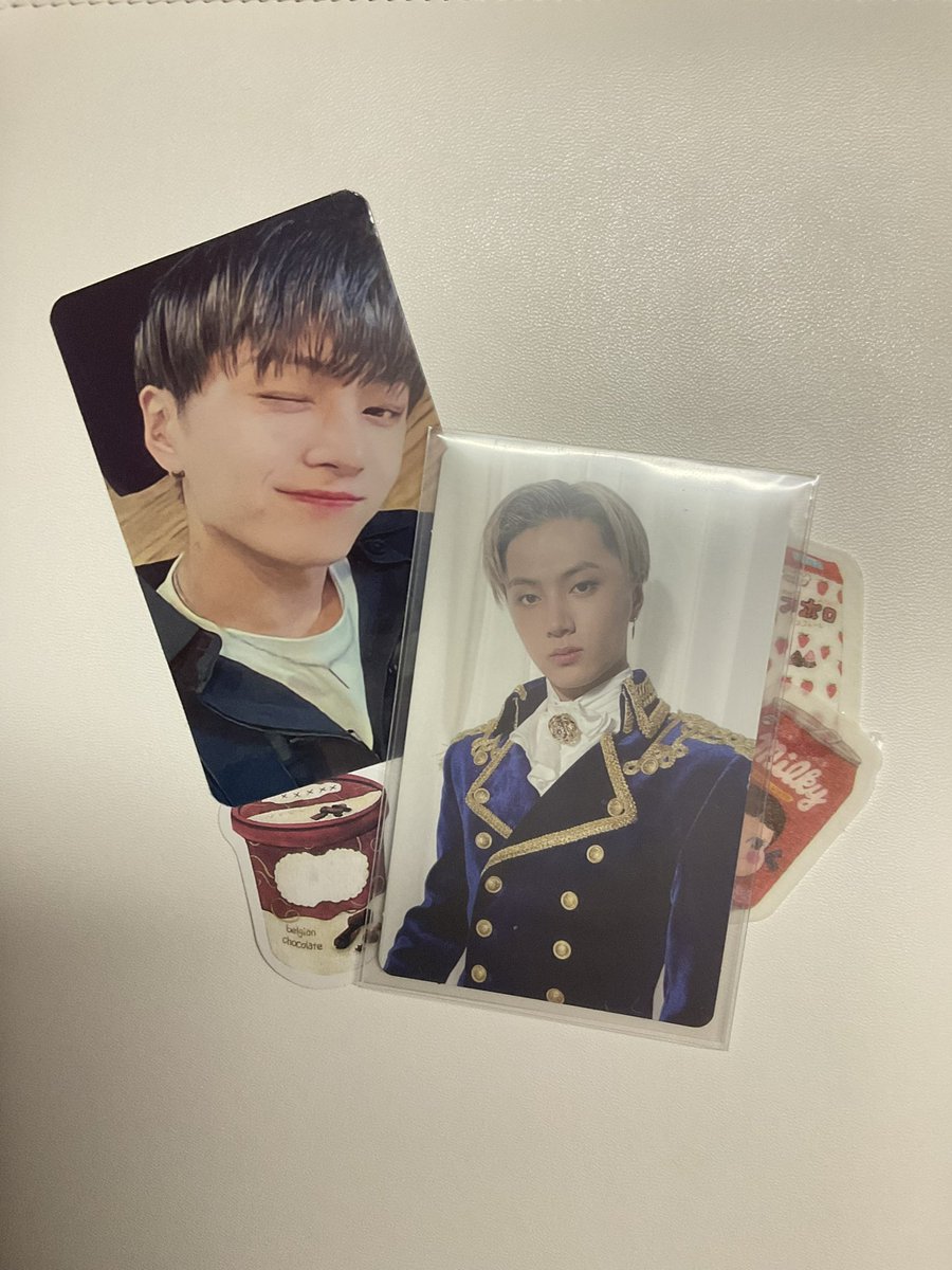 ggyucheolz's tweet photo. #jonghaves || @HEEmiAmor
hi! jay up concept arrived to me vv safely !! humabol pa for new year ๐ธ tysm <33
what if wtb lfs jay up selca agenda na ๐ https://t.co/QB2KmpVSUN