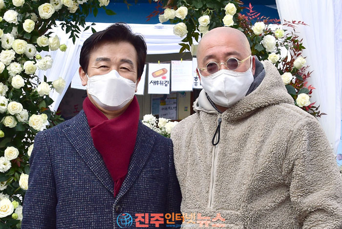 조규일 시장, 드라마 ‘징크스의 연인’의 배우 및 스태프 격려 방문~ 진주논개시장을 찾아..서현, 나인우 주연 진주시 올로케이션 드라마 ‘징크스...