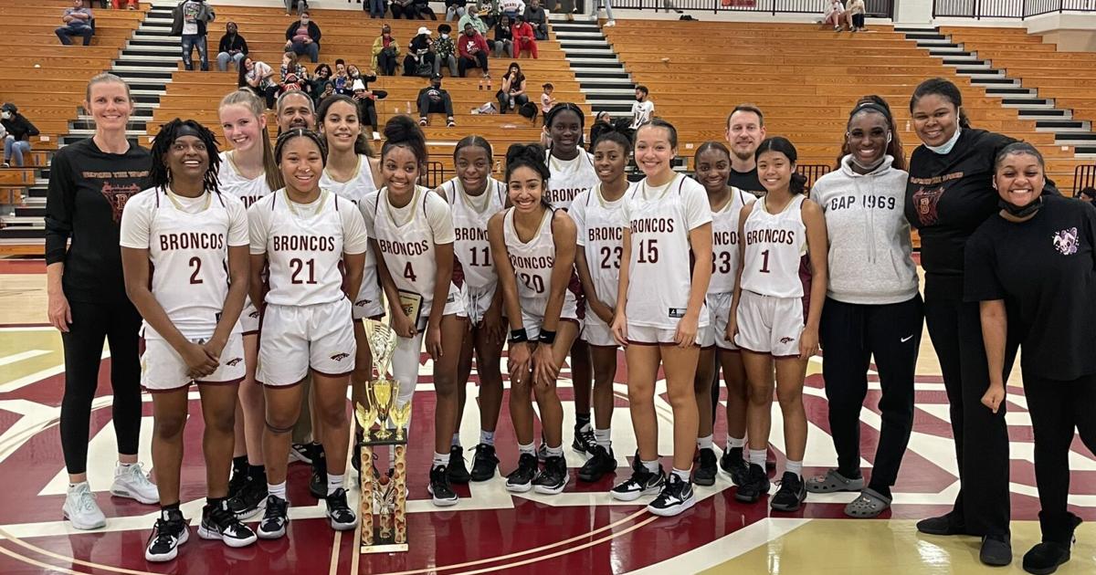DEEP SOUTH CLASSIC: Brookwood girls edge Holy Innocents' for championship bit.ly/3EUhFkl