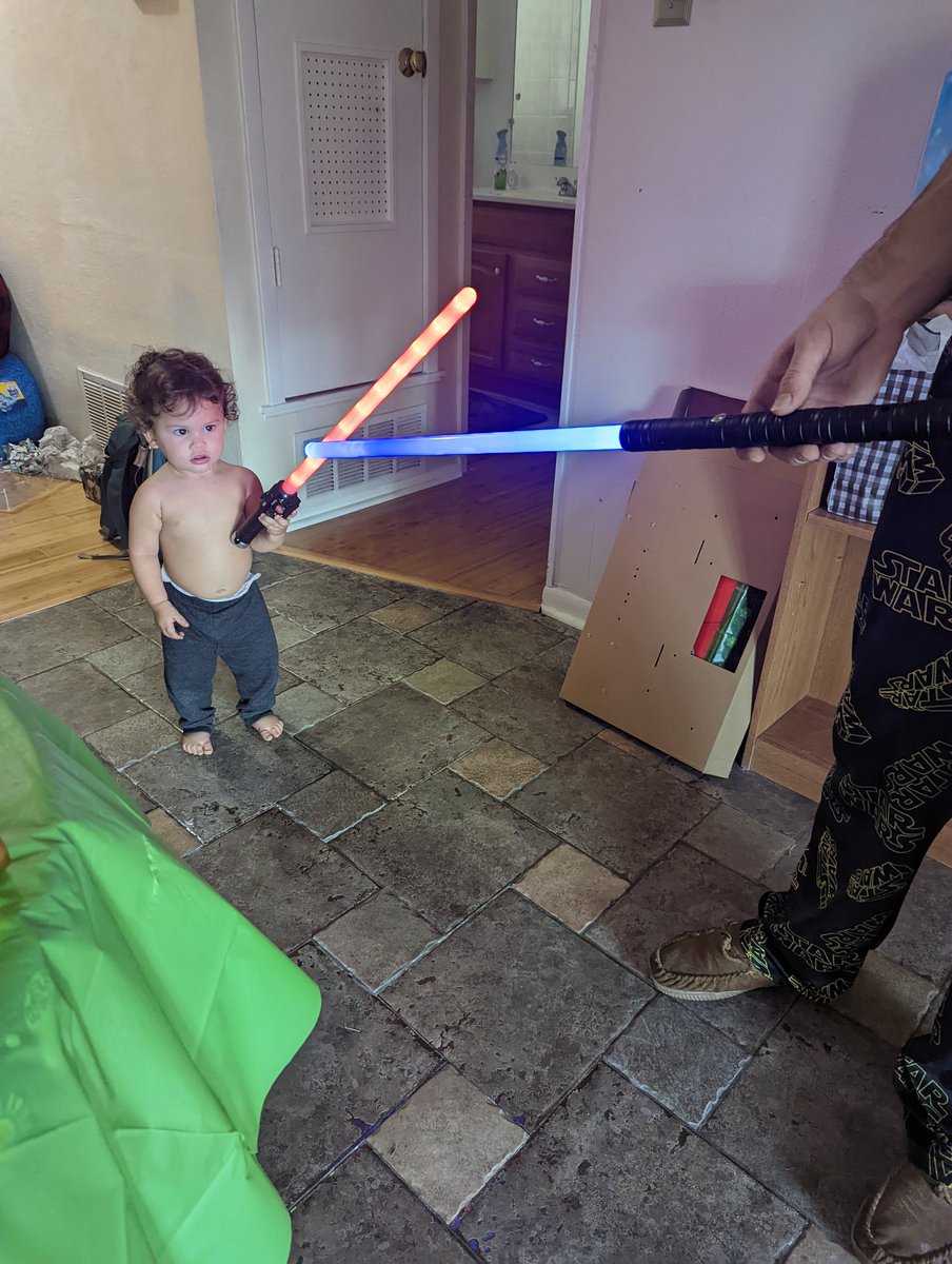 acfreeman7's tweet photo. I finally got my lightsaber &amp; so did various mbrs of my family. 
Yes, we are a family of nerds &amp; proud of it ♥️
@NISDRawlinson 
@NISDSpecialEd 
@NISD 
@NISDMSScience https://t.co/mLhGSXs3hd