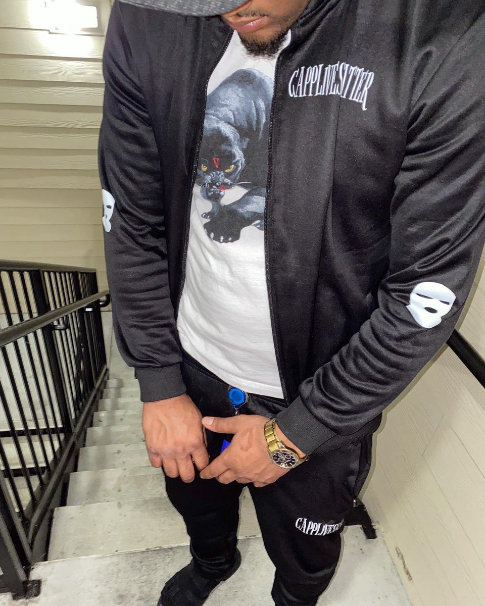Capp_god's tweet photo. Feeling like I’m YODA wit dis WISDOM  cause I know ALOT … counting up da extra inna trap I might go buy sum stocks 🤫 YALL GO TAP IN AND SUPPORT DA KID EVERYTHING RESTOCKED DM ME ASAP THEY ACKIN FASHO I APPRECIATE THE SUPPORT IN ADVANCE 🤞🏽💯🤝#capplivesmatter #realrecognizereal https://t.co/lHtZaMF1Mv