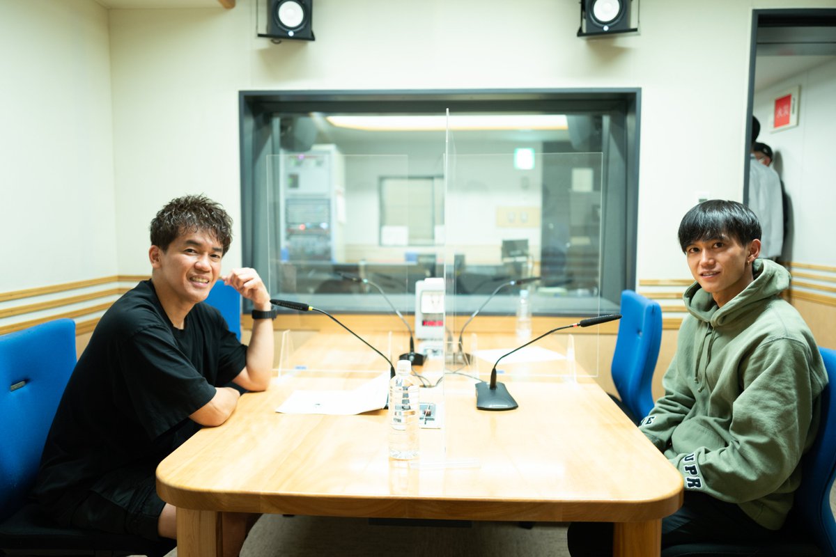 Track Town Jpn S Tweet 昨日放送 武井壮と大迫傑のガっとしてビターン 大迫傑さんが早稲田大学の頃に箱根駅伝をどのように位置づけていたか そして今のお考え語っております 箱根駅伝前にぜひ聴いてください 1週間以内であればこちらから Sosotakei Track Town Jpn S Tweet 昨日放送 武井壮と大迫傑のガっとしてビターン 大迫傑さんが早稲田大学の頃に箱根駅伝をどのように位置づけていたか そして今のお考え語っております 箱根駅伝前にぜひ聴いてください 1週間以内であればこちらから Sosotakei