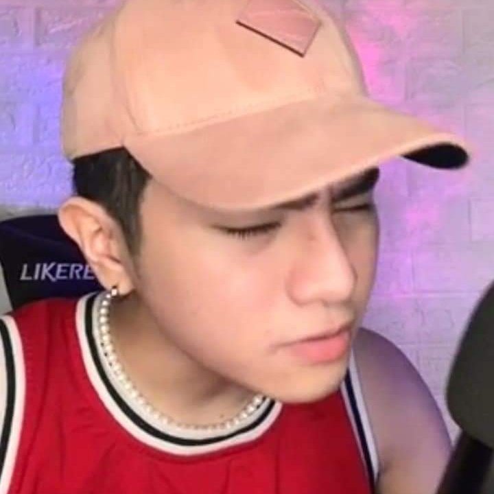 dreauxzz's tweet photo. Happy Birthday to the best guy I've ever met and that's you Kuya Gello, I hope you enjoy your special day!! ilysm and I miss u!! I hope you achieve all your goals in life, I know that you are always doing your best, and I'm so proud of you Kuya, simula sa simula alam mo yan, https://t.co/O9VxIj5yt7