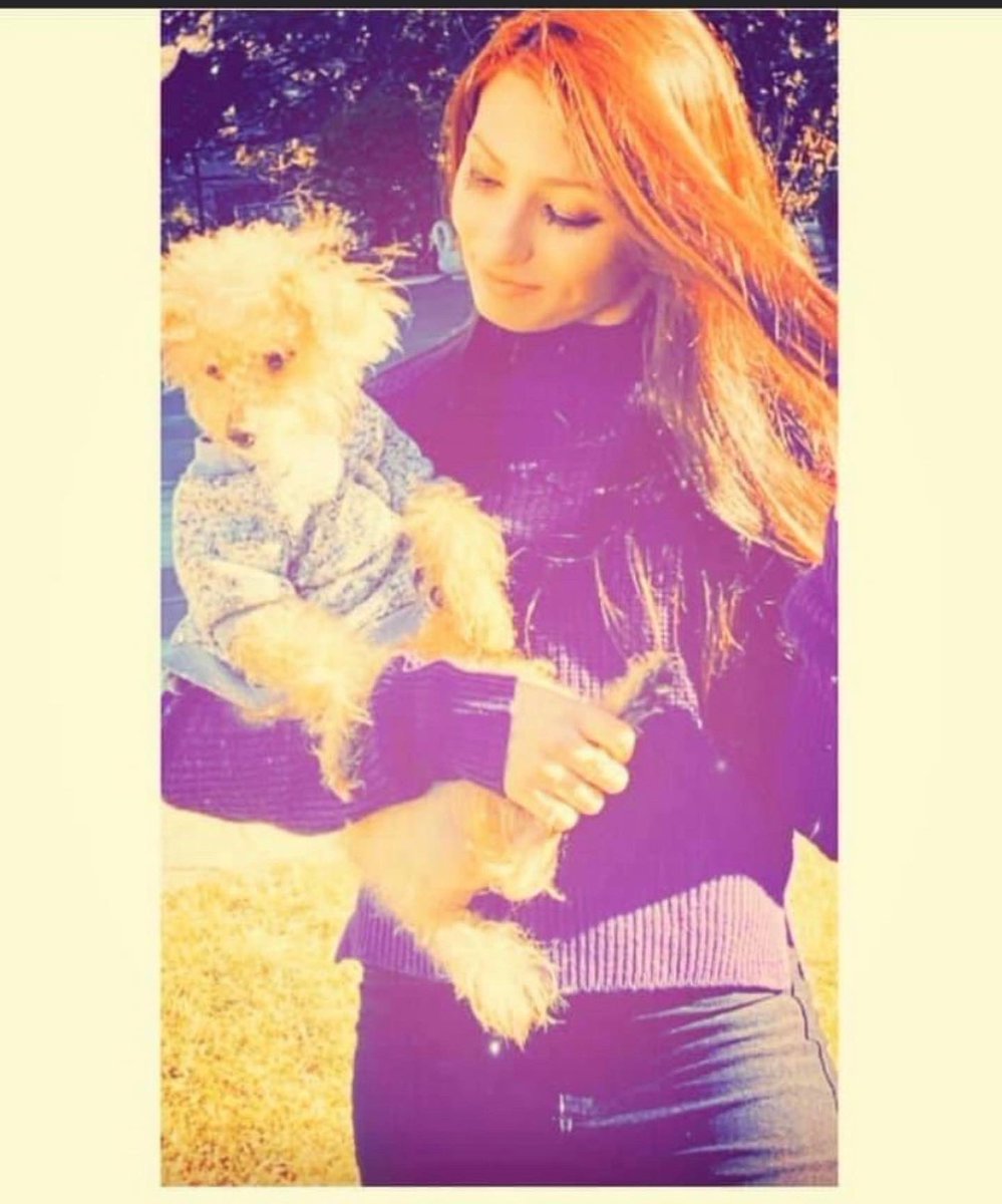 melanieraex0's tweet photo. I start to imagine a world we’re we don’t collide 💔 - My Mandy girl passed away tonight in my arms was tragic for me to witness . I will always love her and cherish the moments we had together. She was a gift from God . I will love her forever . ❤️  
Rest easy now Mandy . https://t.co/bqu13W46GV