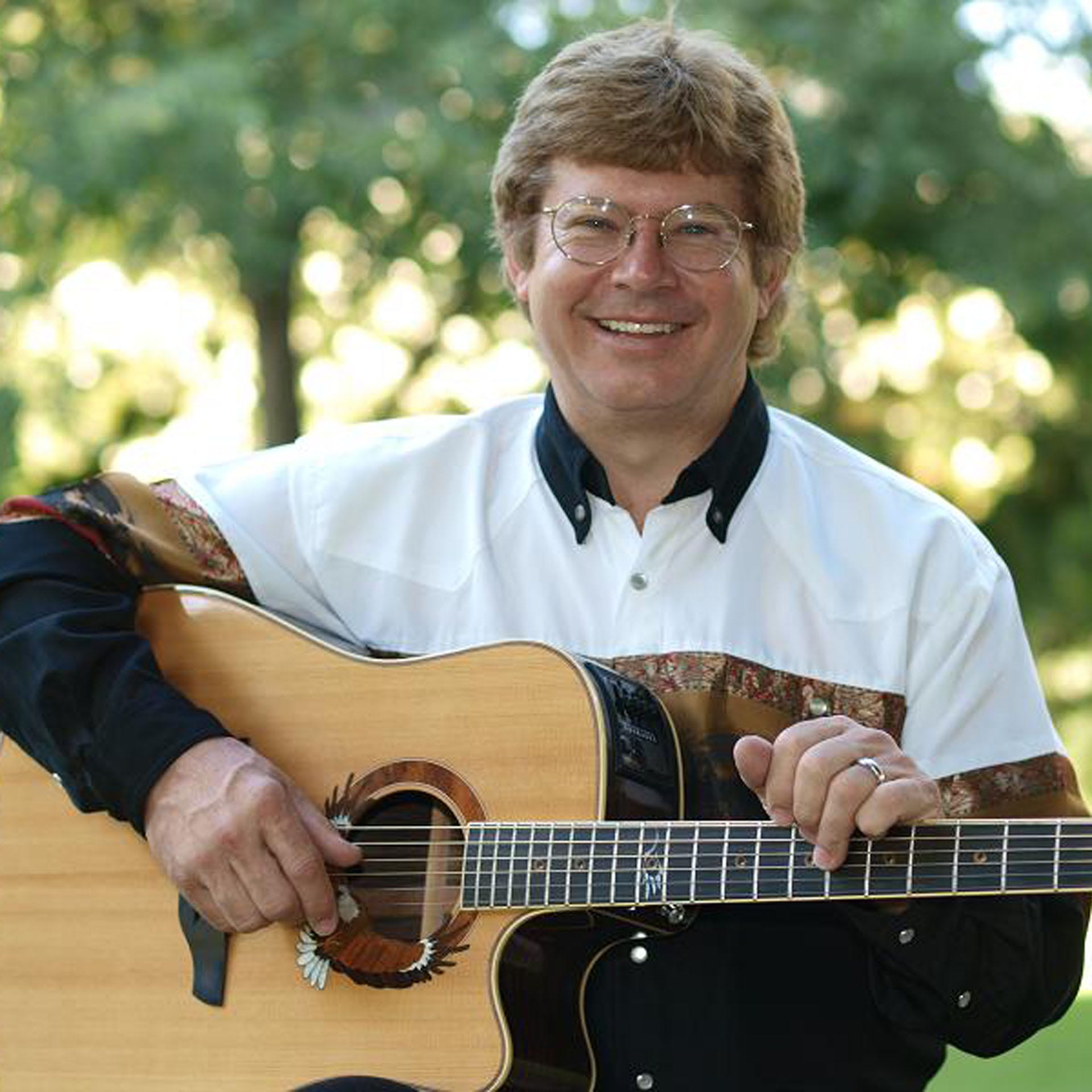 Many Happy Returns
Look who you share your BIRTHDAY with..

John Denver - Born on this day in 1943, died in 1997. 