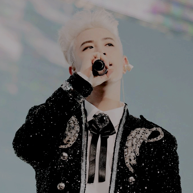 OFFICIALRUL3's tweet photo. [ 𝐎𝐅𝐅𝐈𝐂𝐈𝐀𝐋 𝐏𝐇𝐎𝐓𝐎𝐒 ] 291221 - 𝗛𝗔𝗡 𝗦𝗨𝗡𝗪𝗢𝗢 PERFORMING SURPRISE SONG "𝐃𝐎𝐎𝐌" FROM UPCOMING ALBUM AT THE F4'S NEW YEARS PARTY. #𝑭𝟒𝑵𝒀𝑷𝟐𝟎𝟐𝟮 https://t.co/sATQjik2gh