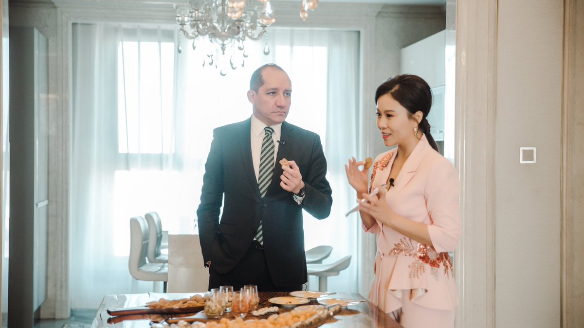 🎬🎥 En diciembre, 🇪🇨#Ecuador realiza promoción masiva de sus productos en aplicaciones y redes sociales chinas, televisión digital y ‘streaming’. La gastronomía ecuatoriana podrá ser apreciada durante el fin de año a través de millones de interacciones ✅ #MasEcuadorEnElMundo 🌎