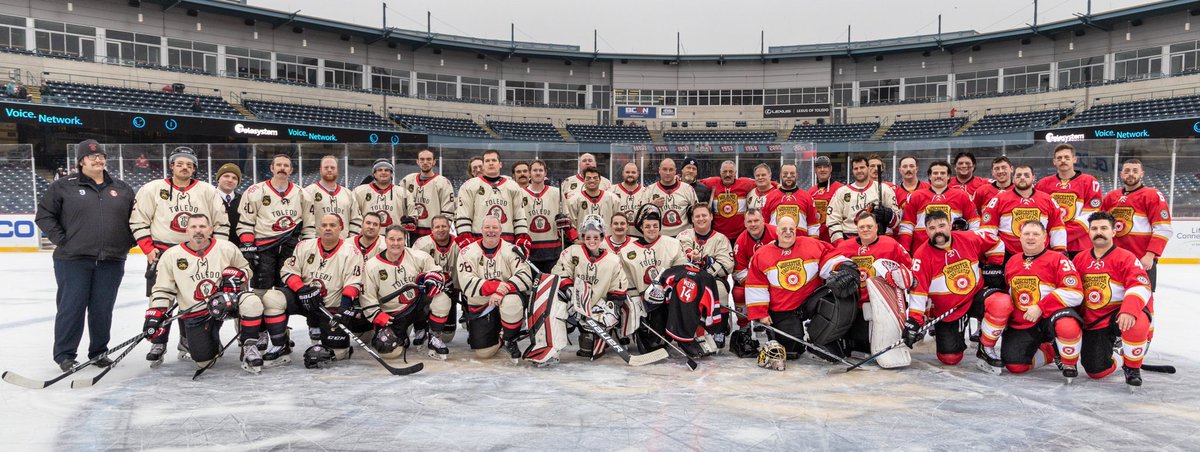 ToledoFire's tweet photo. #Winterfest2021 #toledofirehockey #worcesterfirehockey @ToledoWalleye @DarrenMcCarty4 #dougsmith #markdeazeley
.
Full story and more photos: https://t.co/FavQpxipv5
.
#toledofire #toledofirefighters https://t.co/FInUMTQpMa