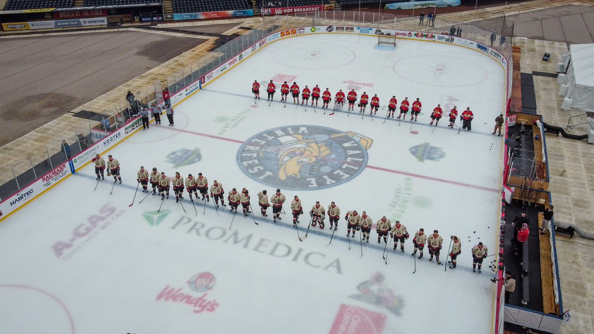 ToledoFire's tweet photo. #Winterfest2021 #toledofirehockey #worcesterfirehockey @ToledoWalleye @DarrenMcCarty4 #dougsmith #markdeazeley
.
Full story and more photos: https://t.co/FavQpxipv5
.
#toledofire #toledofirefighters https://t.co/FInUMTQpMa
