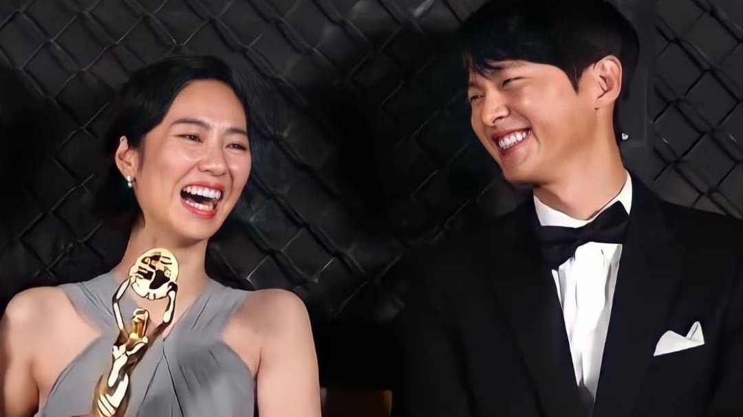 vincensus's tweet photo. “I'm glad to have such a hardworking person next to me.”

🖤🖤 https://t.co/xPs8NryOLe