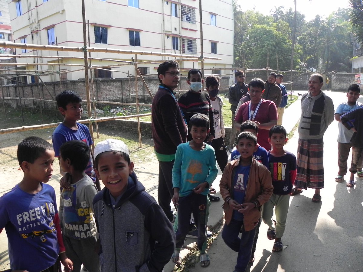 🦇🦇 First target is #nipahvirus Although #flyingfox population habitat is heavily disturbed and bat population is declining, the human/animal interference is strong and still growing. Good for #spillover events, so there is an urgent need for rapid response capabilities