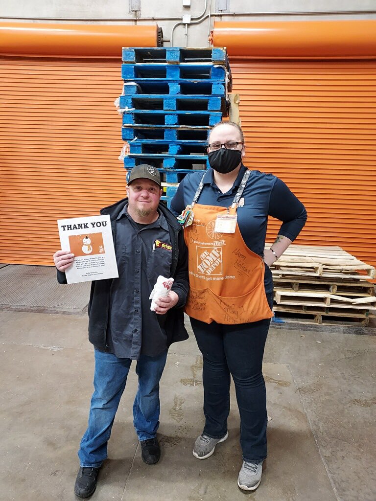 POSTRoadHd (@thdpostrd) on Twitter photo Matt and Amanda making sure to show our drivers appreciation for what they do for our stores daily. <a href="/Deb0227Reeves/">Deborah Reeves</a> <a href="/DedeeGraham/">Dedee Graham</a> <a href="/BPlantenberg/">Brody Plantenberg</a> <a href="/MET2014EC/">Michelle Young, @MASM 2011</a> Matt and Amanda making sure to show our drivers appreciation for what they do for our stores daily. <a href="/Deb0227Reeves/">Deborah Reeves</a> <a href="/DedeeGraham/">Dedee Graham</a> <a href="/BPlantenberg/">Brody Plantenberg</a> <a href="/MET2014EC/">Michelle Young, @MASM 2011</a>
