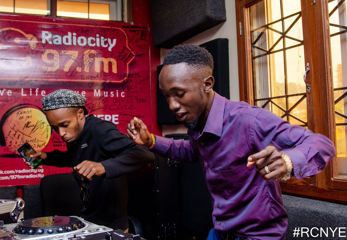 RasMc_Official's tweet photo. Musick is life for I n I. @97fmRadiocity we love life and love musick. @dexterdj__Ug magical hands got #RCNYE ketch a fire.🔥🔥🔥
#FormationNation 
#Iam_Musick 🚨🚨🚨🎤🎤 https://t.co/8TsIvYBO35