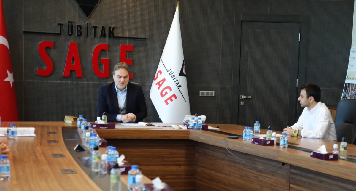 buminvarli's tweet photo. #TÜBİTAKSAGE Müdürü @gurcano ile ABD’de organize edilen Roket Mühendisliği Yarışması (SA Cup’22 IREC) sürecinin detaylarını paylaştık.

@SageTubitak Ankara Rüzgar Tüneli (ART) tesisinde gerçekleştireceğimiz test ile bu imkana sahip sayılı uluslararası takım arasında yer alacağız. https://t.co/cfdV28jrJ9