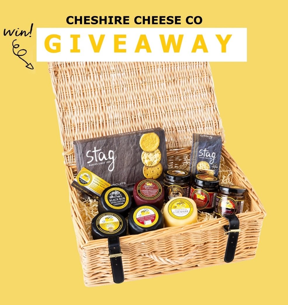 1CheshireCheese's tweet image. 3 X NYE CHEESE HAMPER GIVEAWAY! 🧀

How to enter.. 
➖ Follow @1CheshireCheese &amp;amp; @JoeBangles11 
➖ Retweet this post
➖ Bonus entry: Tag 3 friends who would love to win one too!

Competition closes 03/01/22

#Giveaways #Competition #winthis #win #giveaway #WINWIN #GiveawayAlert