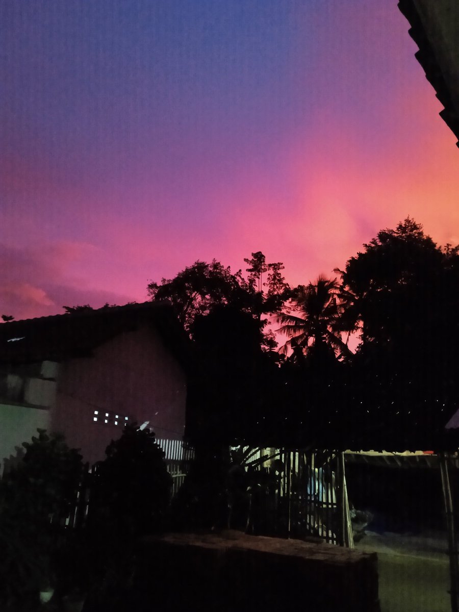 Terima kasih 2021 🙏 semoga Esok 2022 lebih baik lagi.